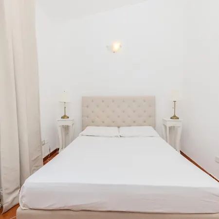 Feriehus Casa Delle Brezze - A Due Passi Dalla Riva