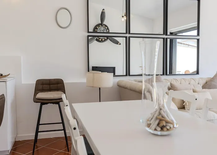 Casa Delle Brezze - A Due Passi Dalla Riva