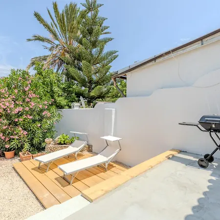 Casa Delle Brezze - A Due Passi Dalla Riva Дом отдыха Ольбия