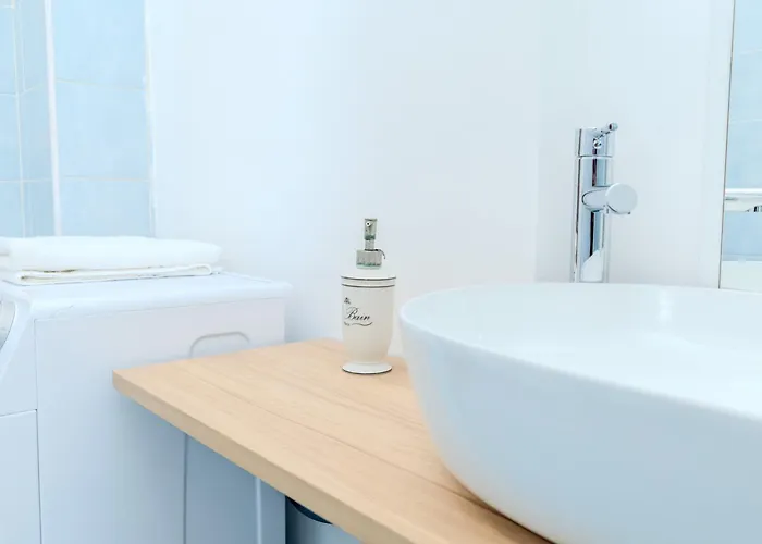 Casa Delle Brezze - A Due Passi Dalla Riva Semesterbostad *